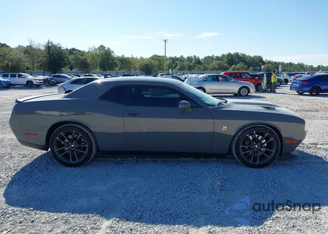 2023 Dodge Challenger R/T Scat Pack z USA, uszkodzony, nr VIN 2C3CDZFJ1PH621473